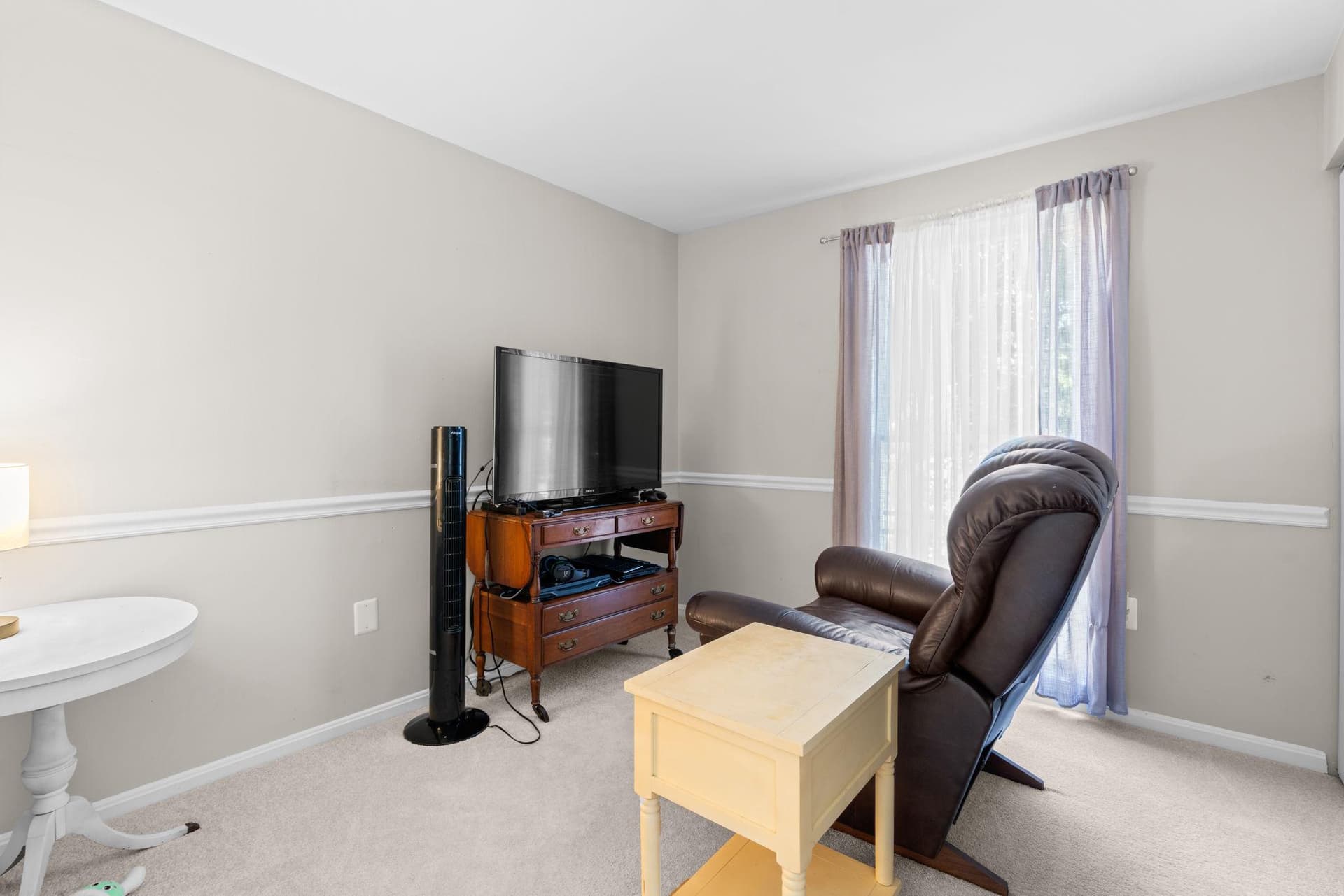 838 Quince Orchard Boulevard #102 photo 8