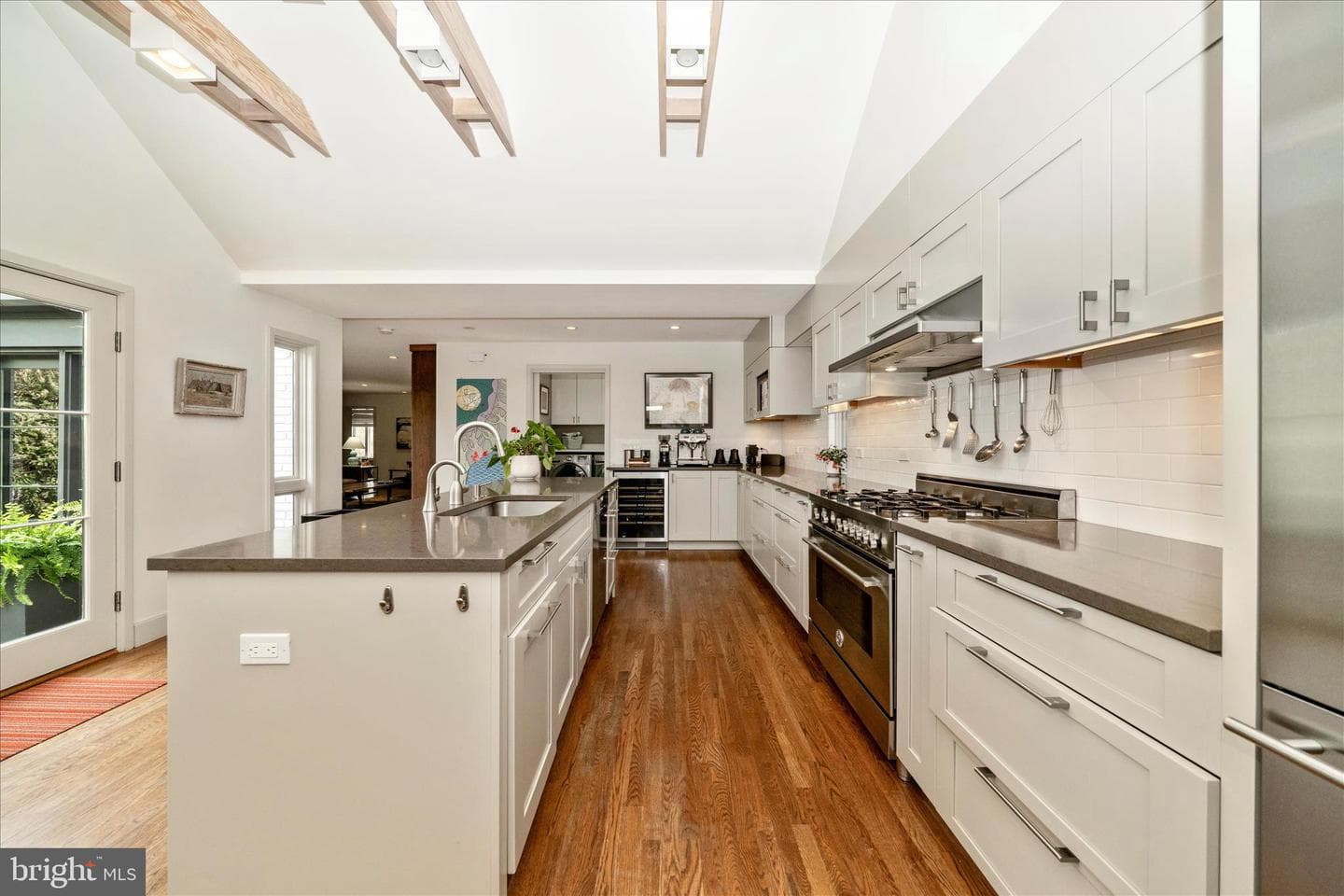 3311 Coquelin Terrace photo 17