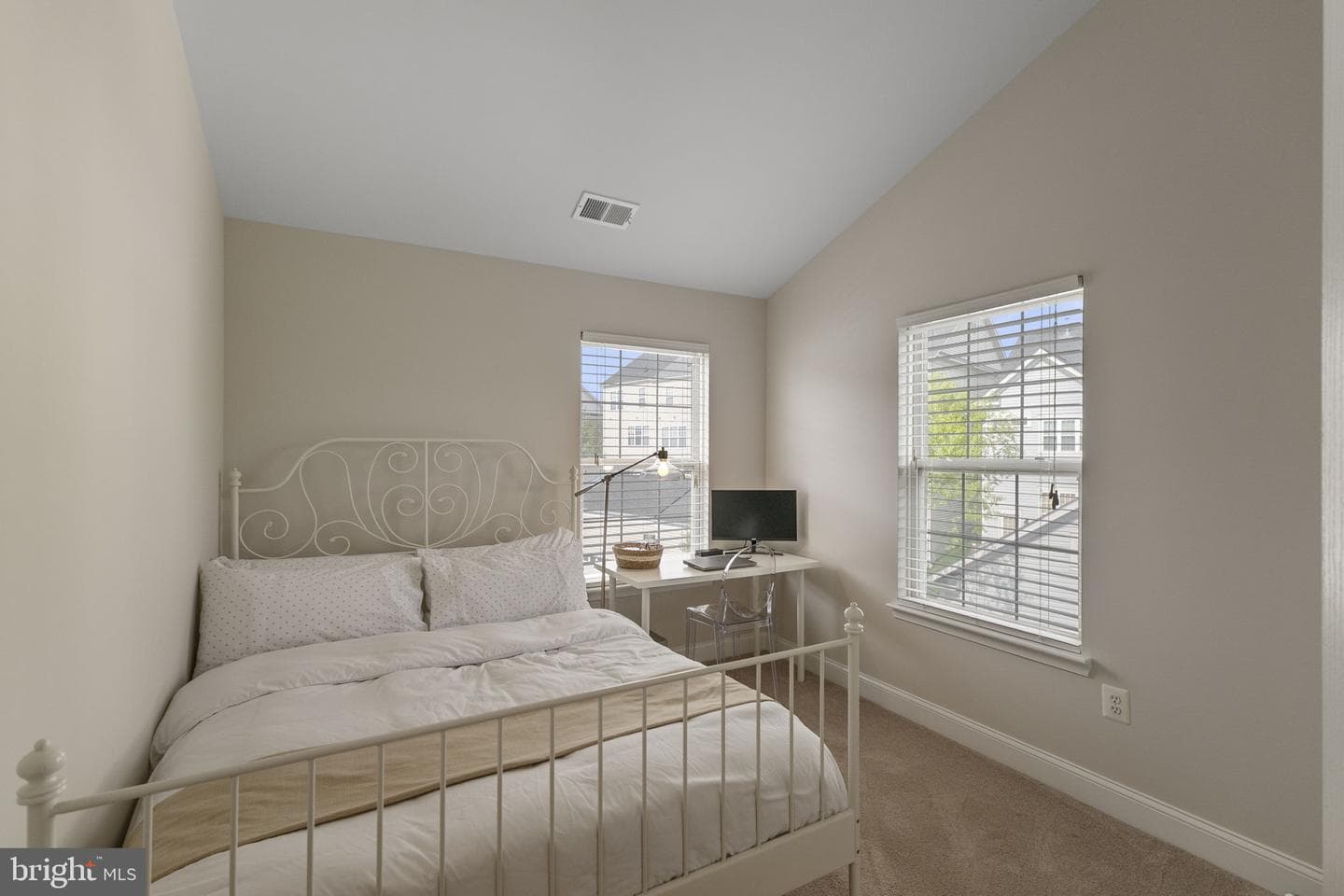 23764 Clarksmeade Drive photo 18