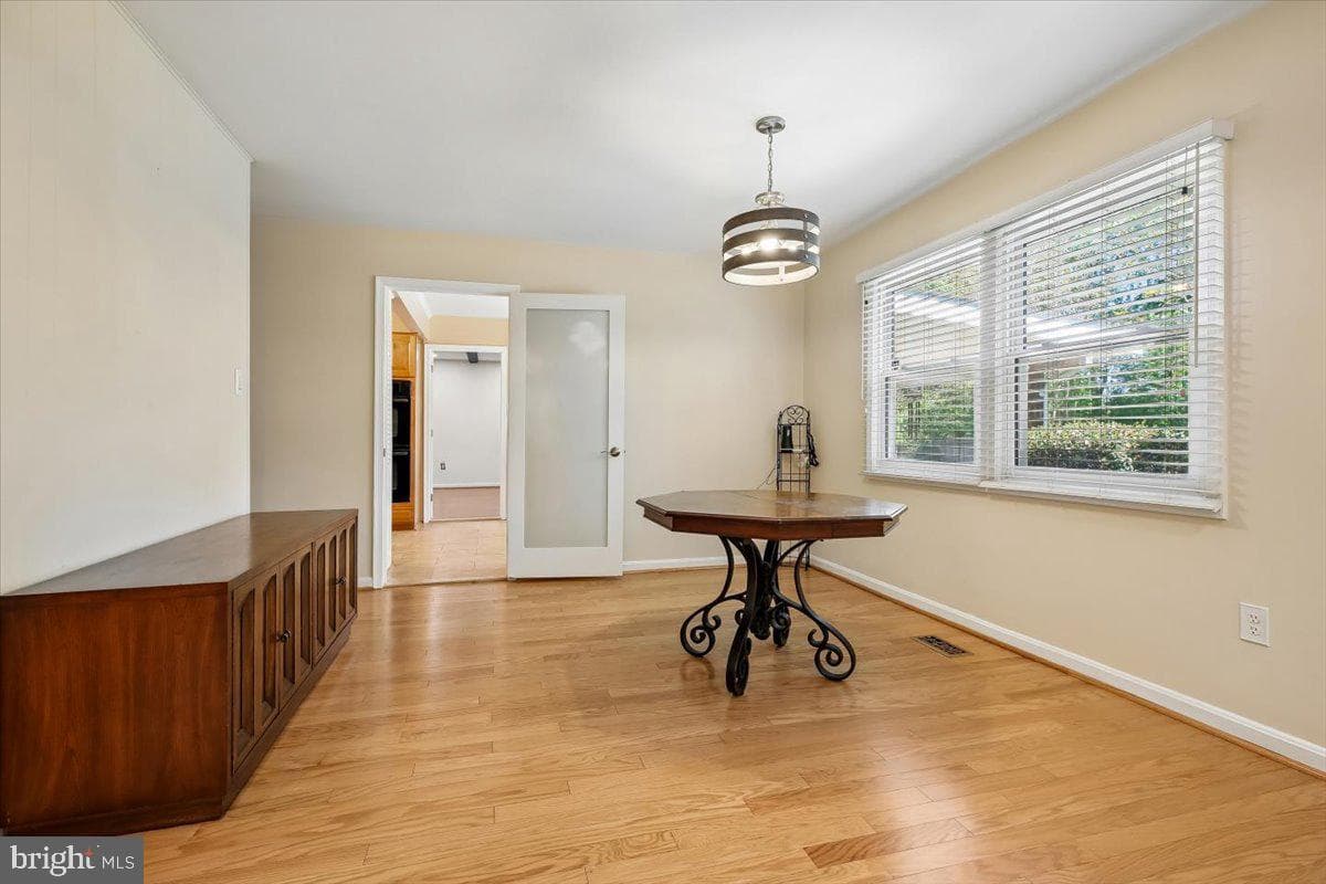 13909 Bethpage Lane photo 7