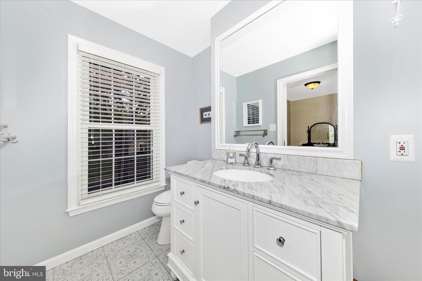 20516 Highland Hall Drive photo 24