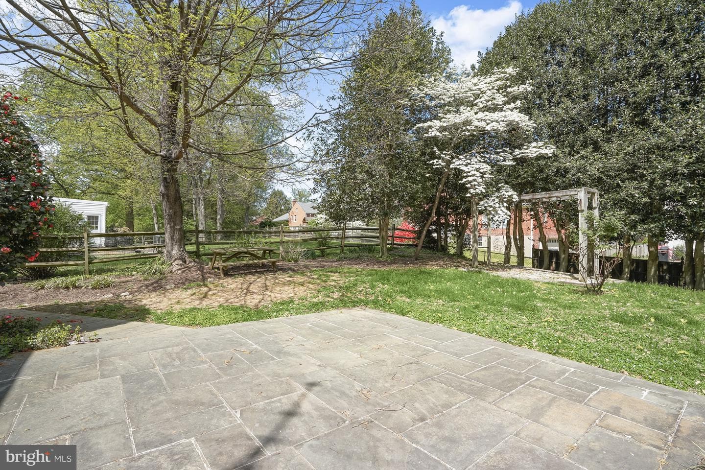 9720 Byeforde Road photo 18