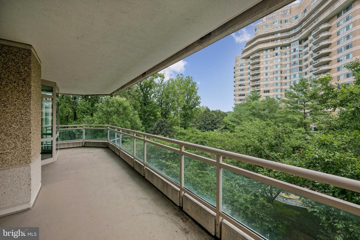 5630 Wisconsin Avenue #506 photo 17