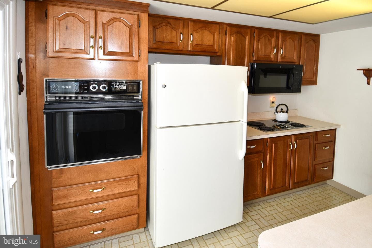 14802 Lindsey Lane #225-B photo 18