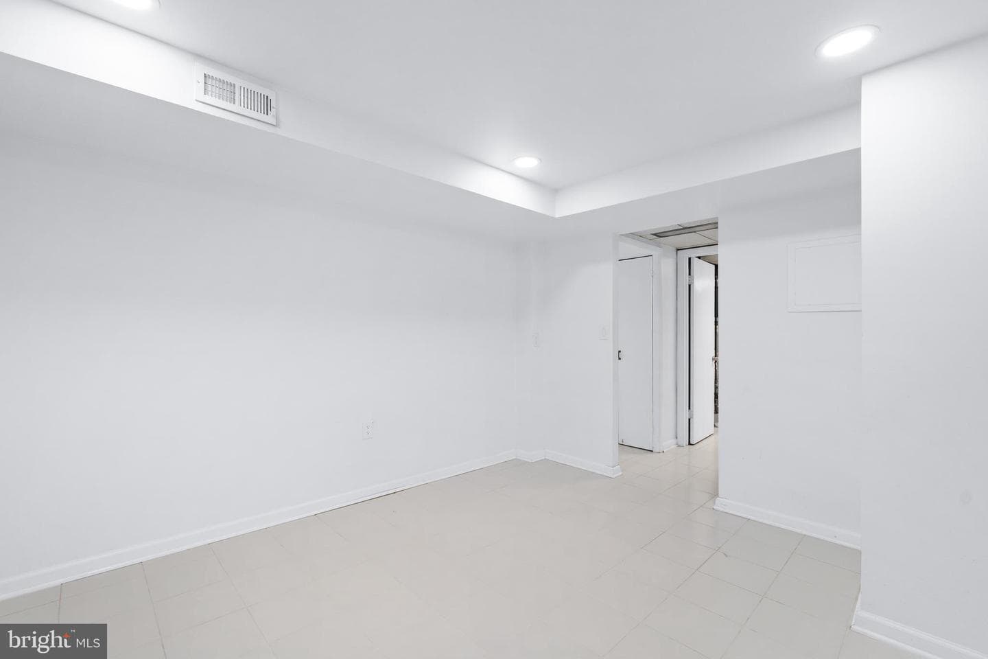 14236 Chadwick Lane photo 30