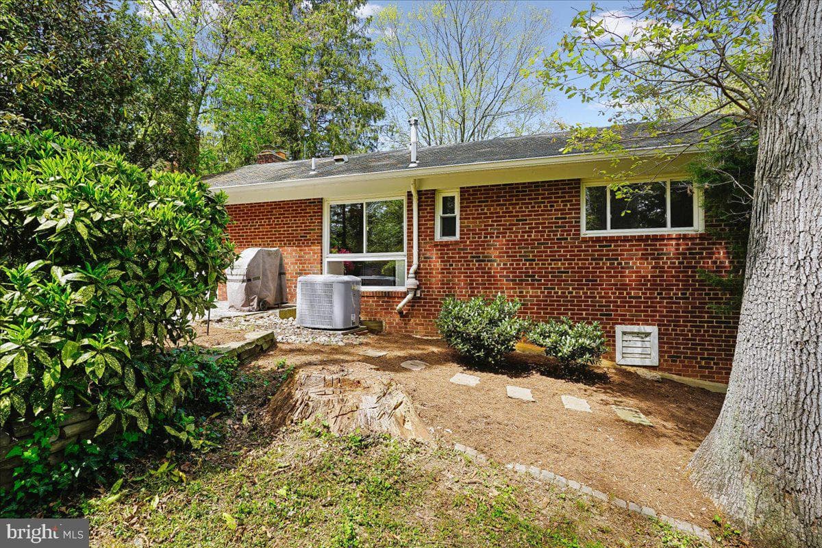 104 Belton Road photo 44