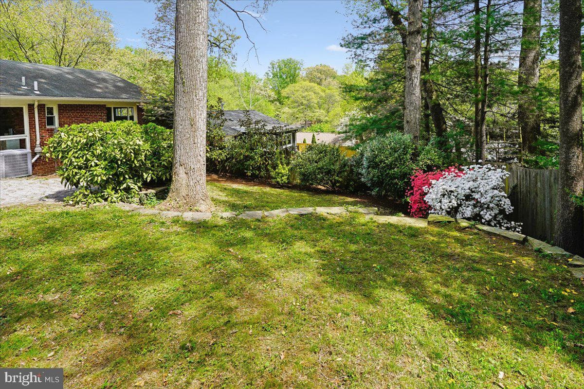 104 Belton Road photo 51