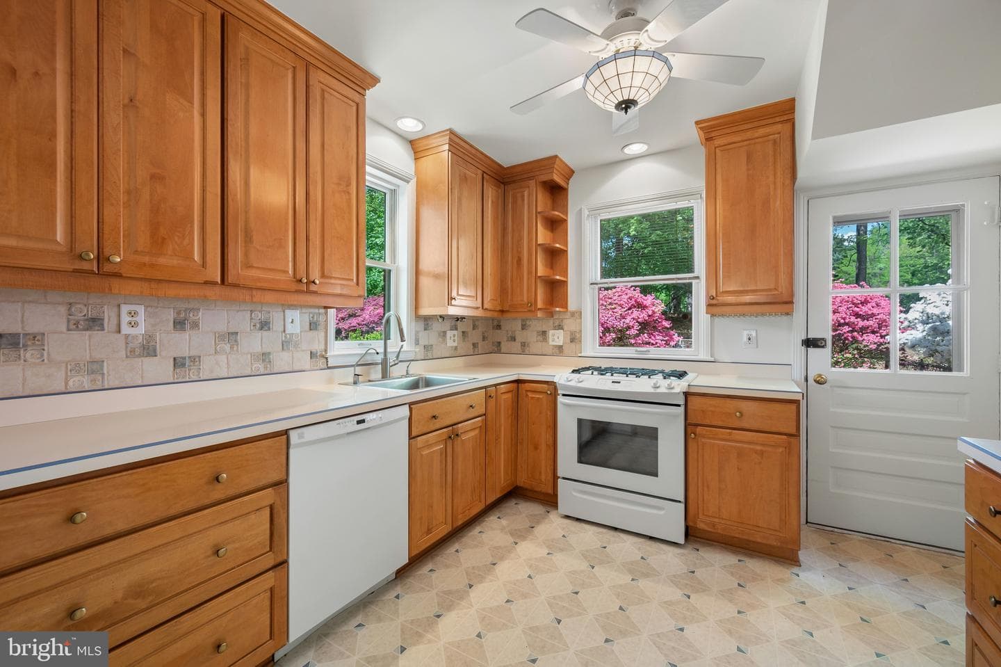 108 Denver Road photo 14