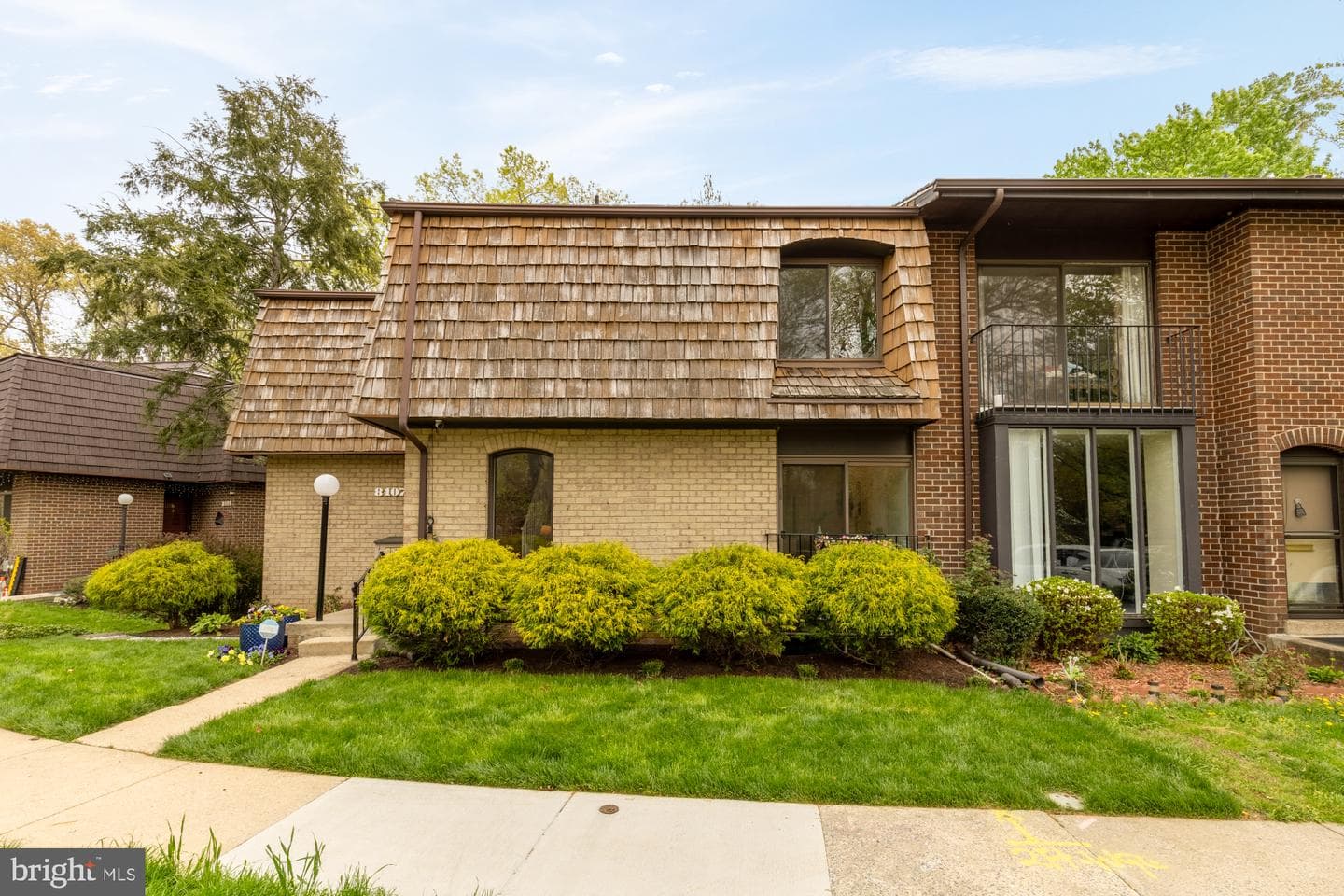 8107 Inverness Ridge Road