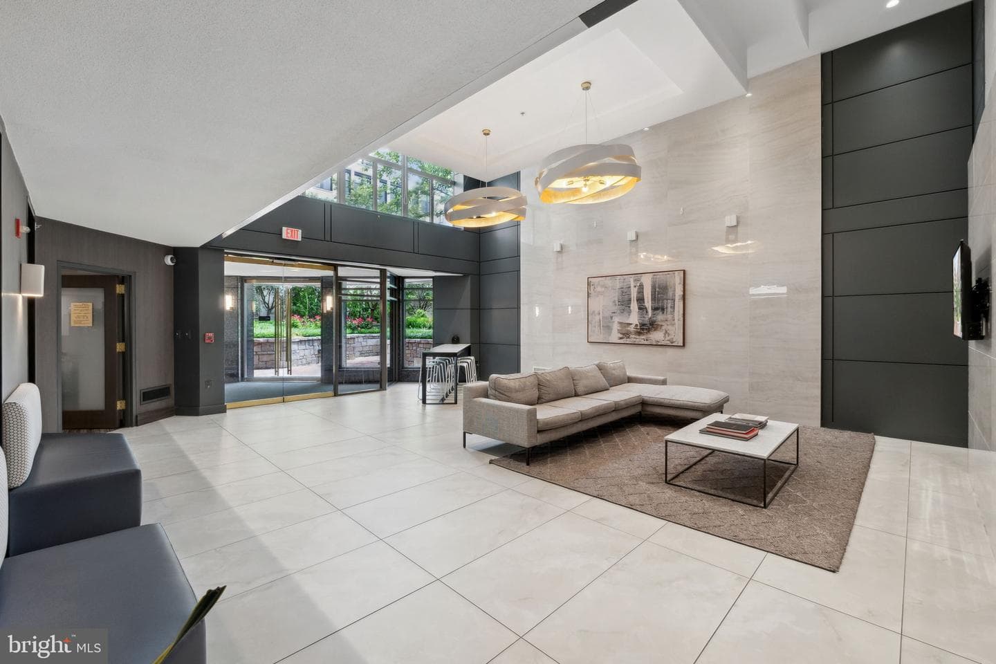 7111 Woodmont Avenue #316 photo 31