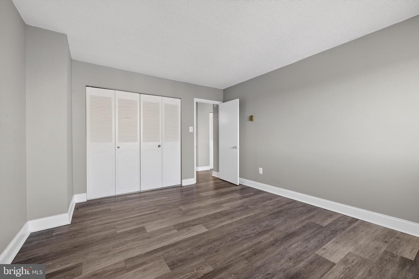 1121 University Boulevard W #912-B photo 21