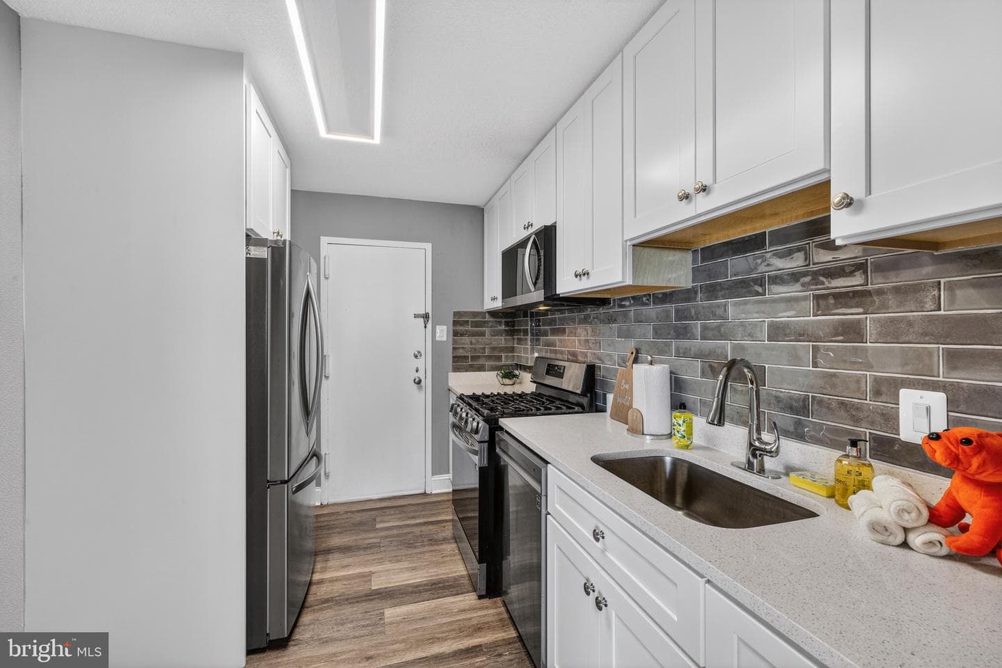 1121 University Boulevard W #912-B photo 6