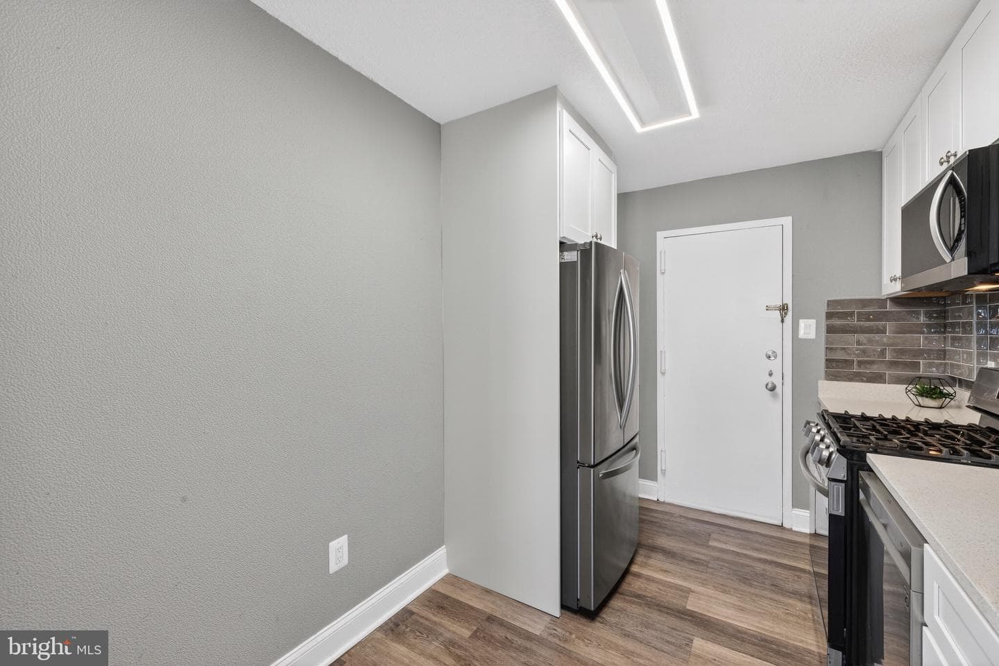 1121 University Boulevard W #912-B photo 8