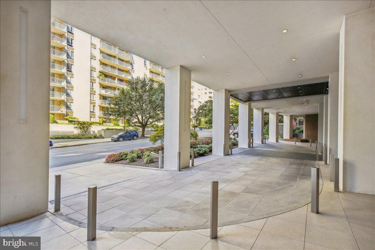 4620 N Park Avenue #903e photo 41