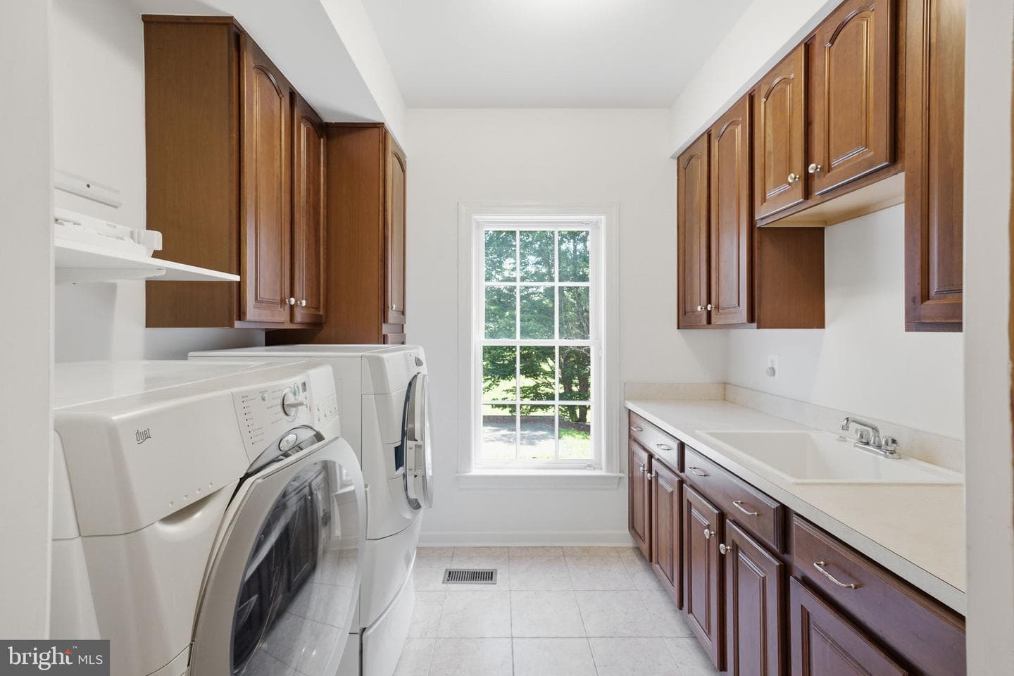 14140 Seneca Road photo 40
