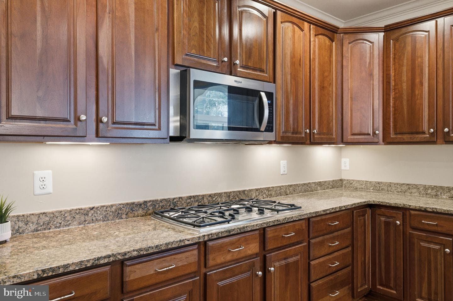 14140 Seneca Road photo 52
