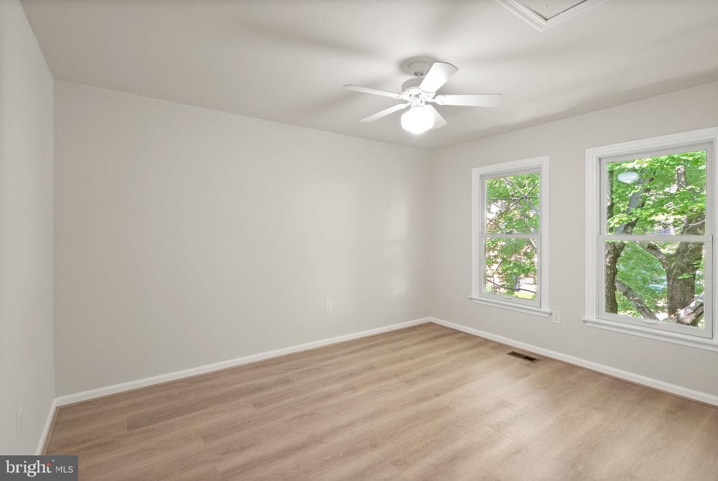 5013 Cloister Drive photo 39