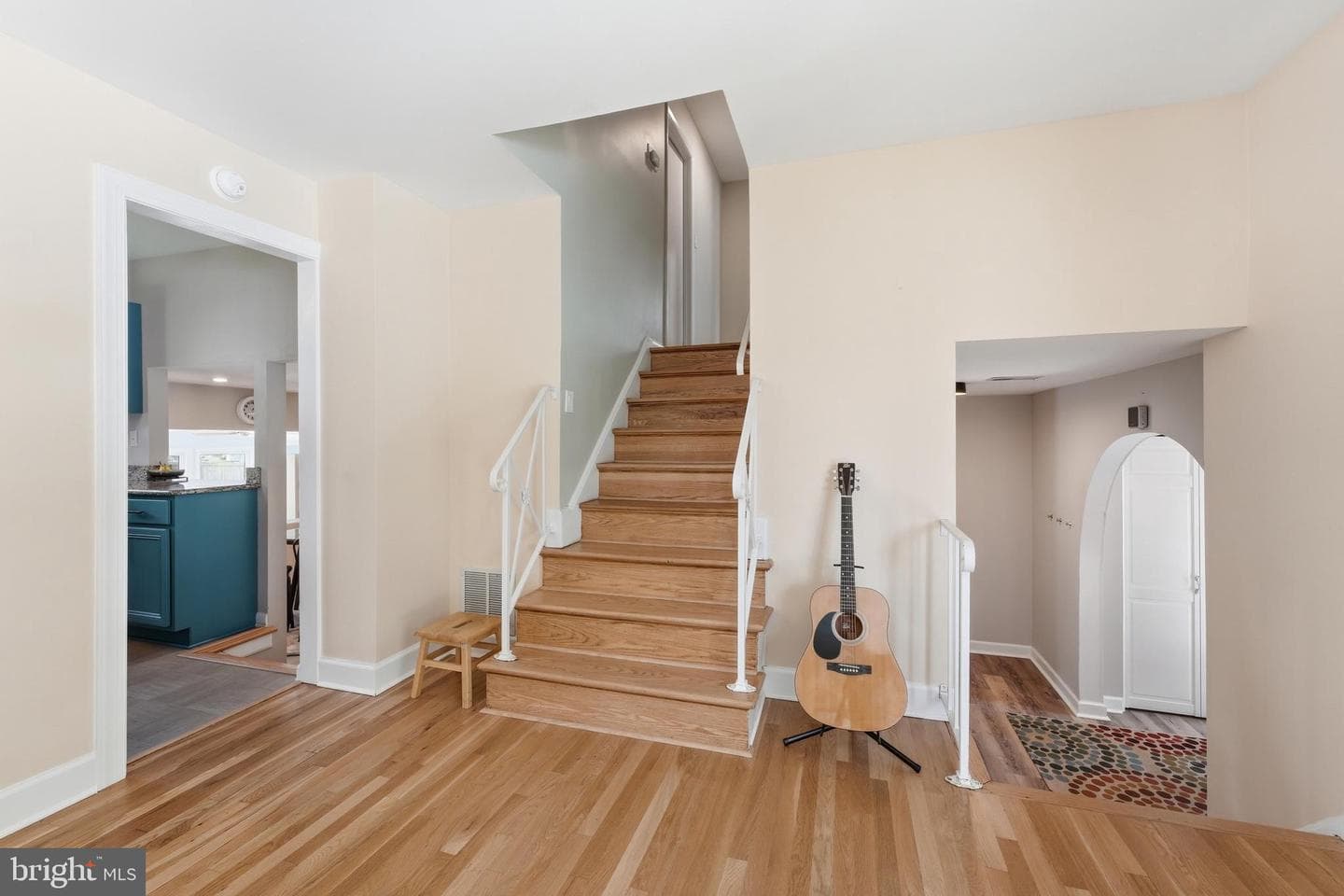 1905 Ventura Avenue photo 32