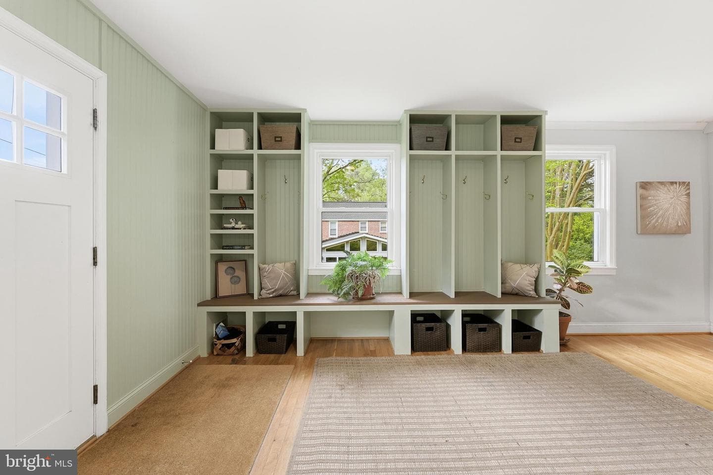 1102 Meurilee Lane photo 4