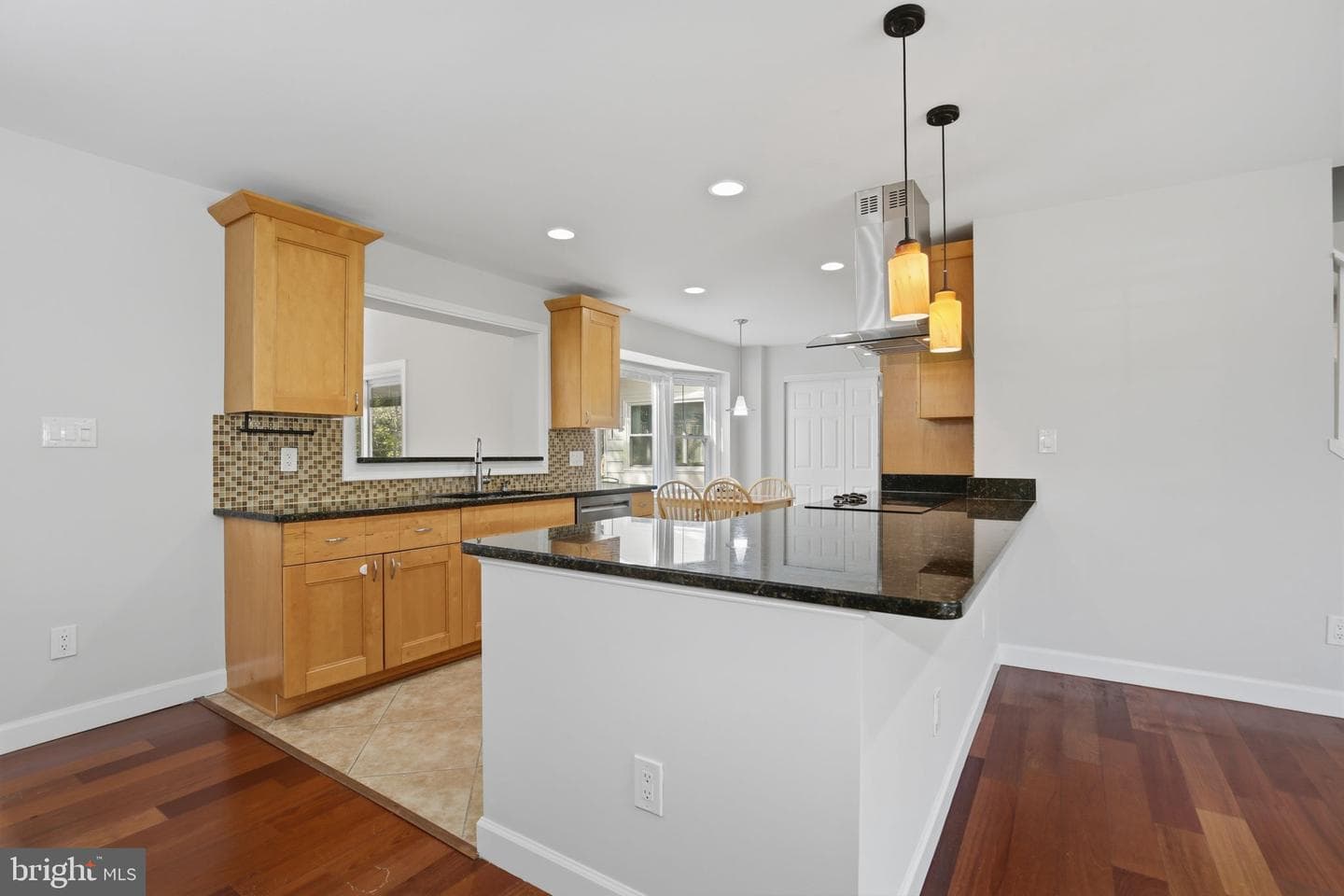 11910 Tildenwood Drive photo 9