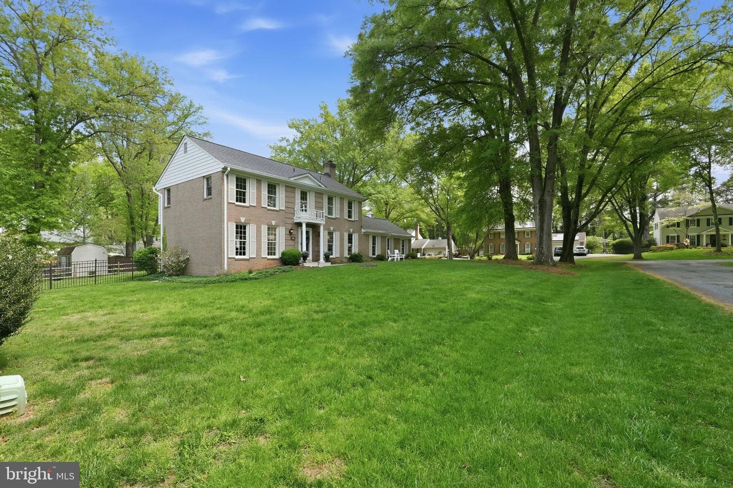 4609 Jasmine Drive photo 3