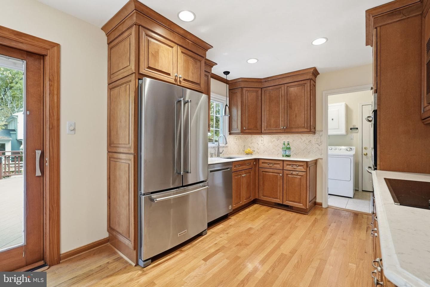4609 Jasmine Drive photo 8