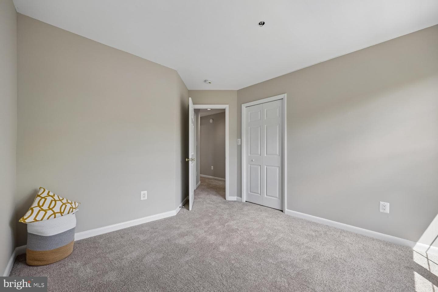 18026 Royal Bonnet Circle photo 42