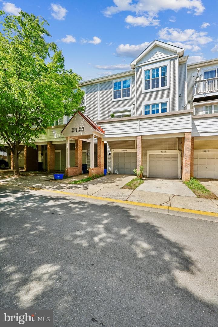 18026 Royal Bonnet Circle photo 58