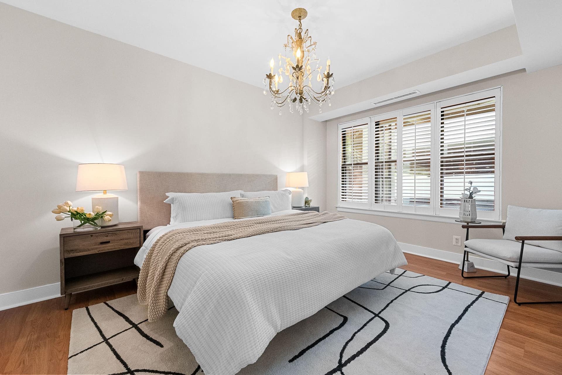 7710 Woodmont Avenue #204 photo 4