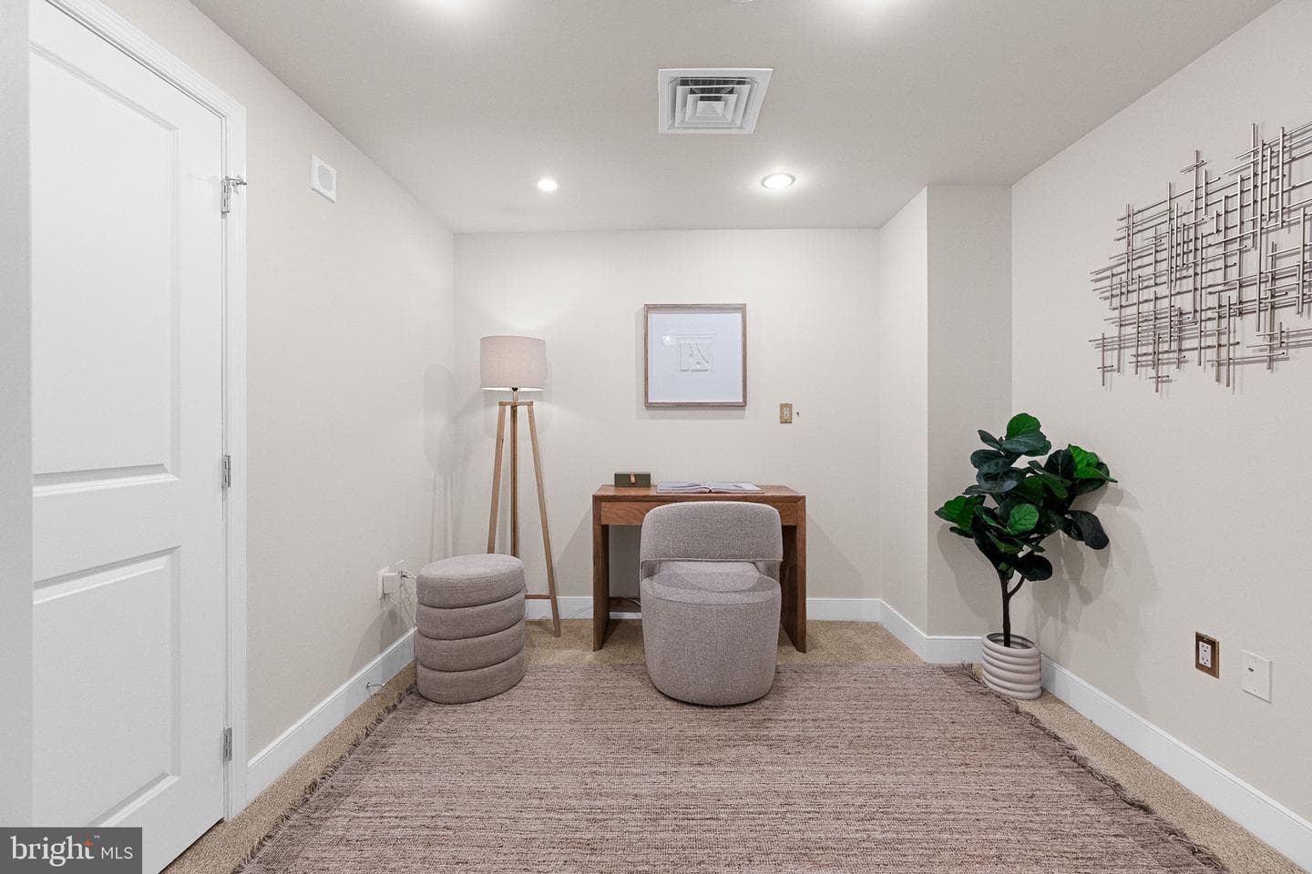 7710 Woodmont Avenue #204 photo 5