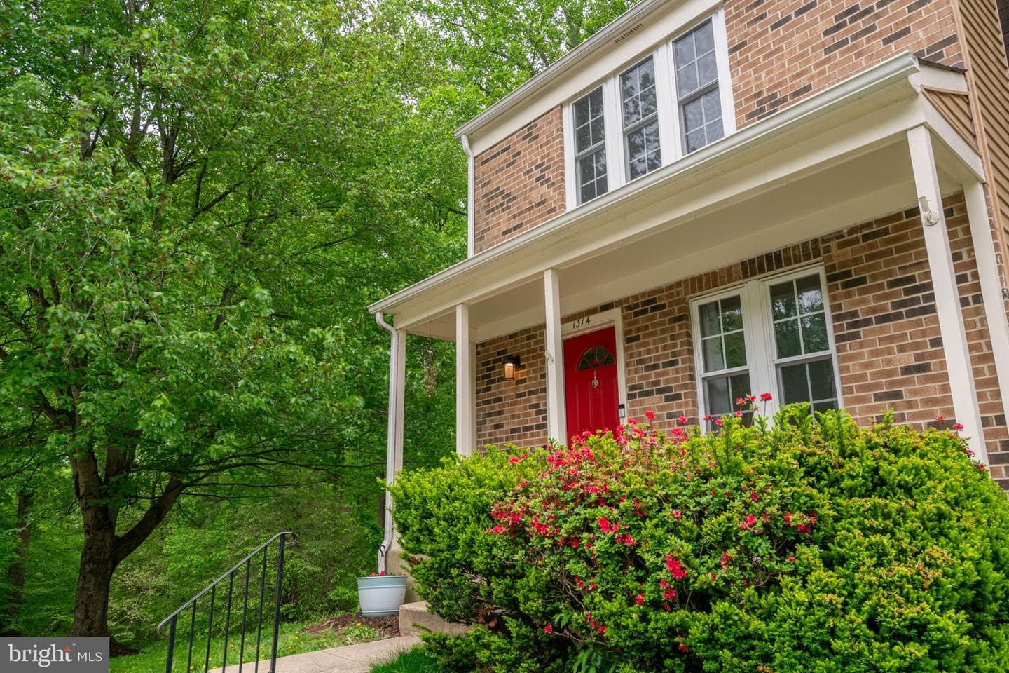 1314 Alderton Lane photo 4