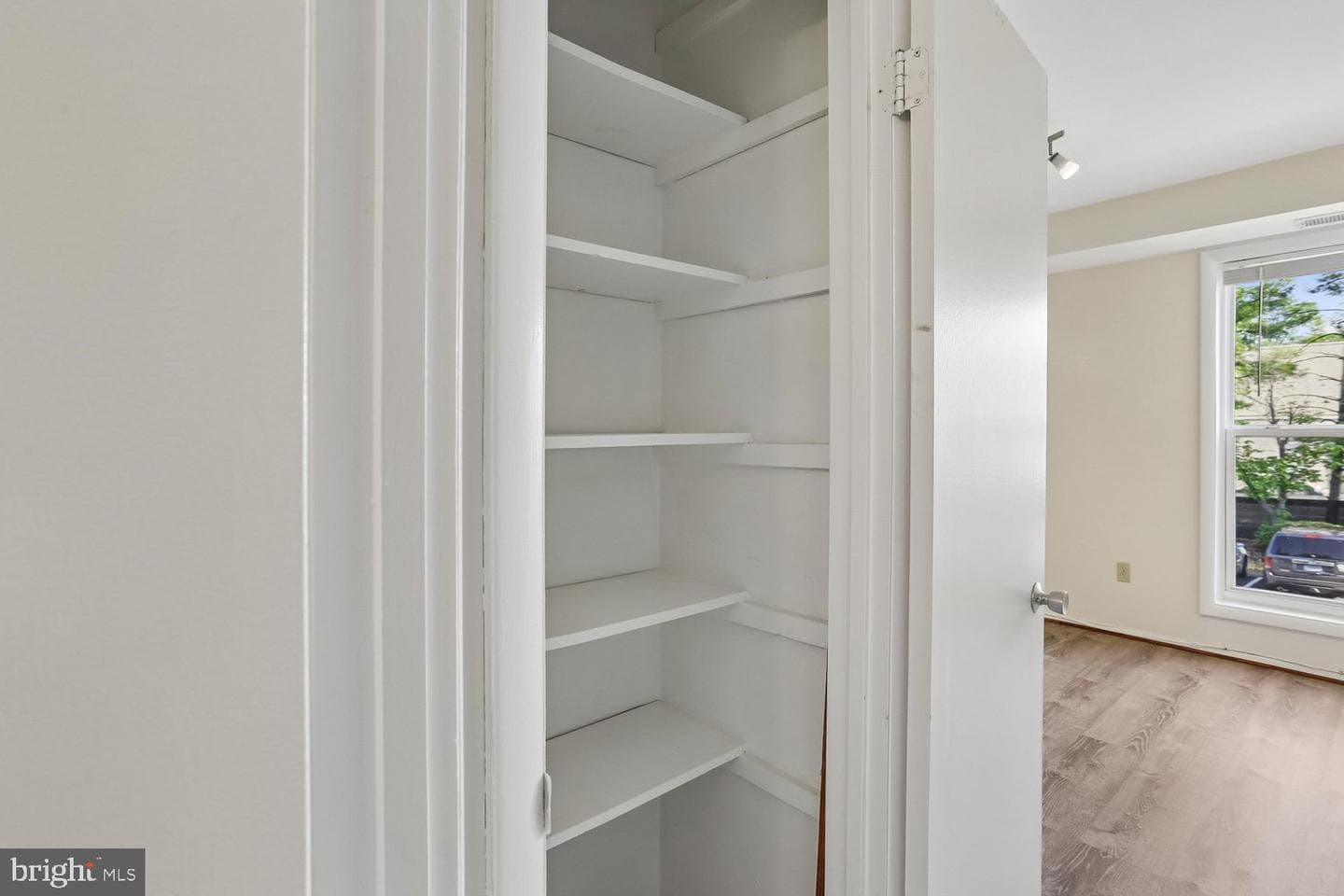 11925 Parklawn Drive #203 photo 24