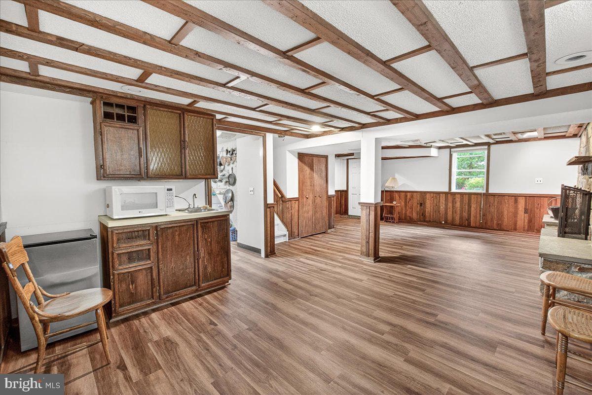 10408 Huntley Avenue photo 11