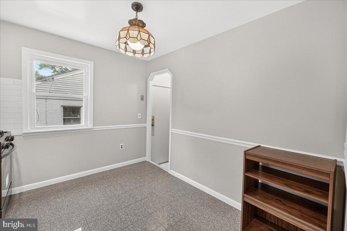 10408 Huntley Avenue photo 22