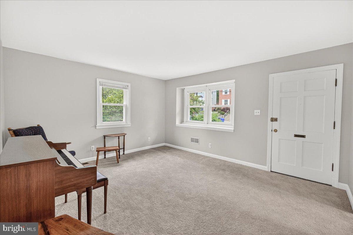10408 Huntley Avenue photo 27