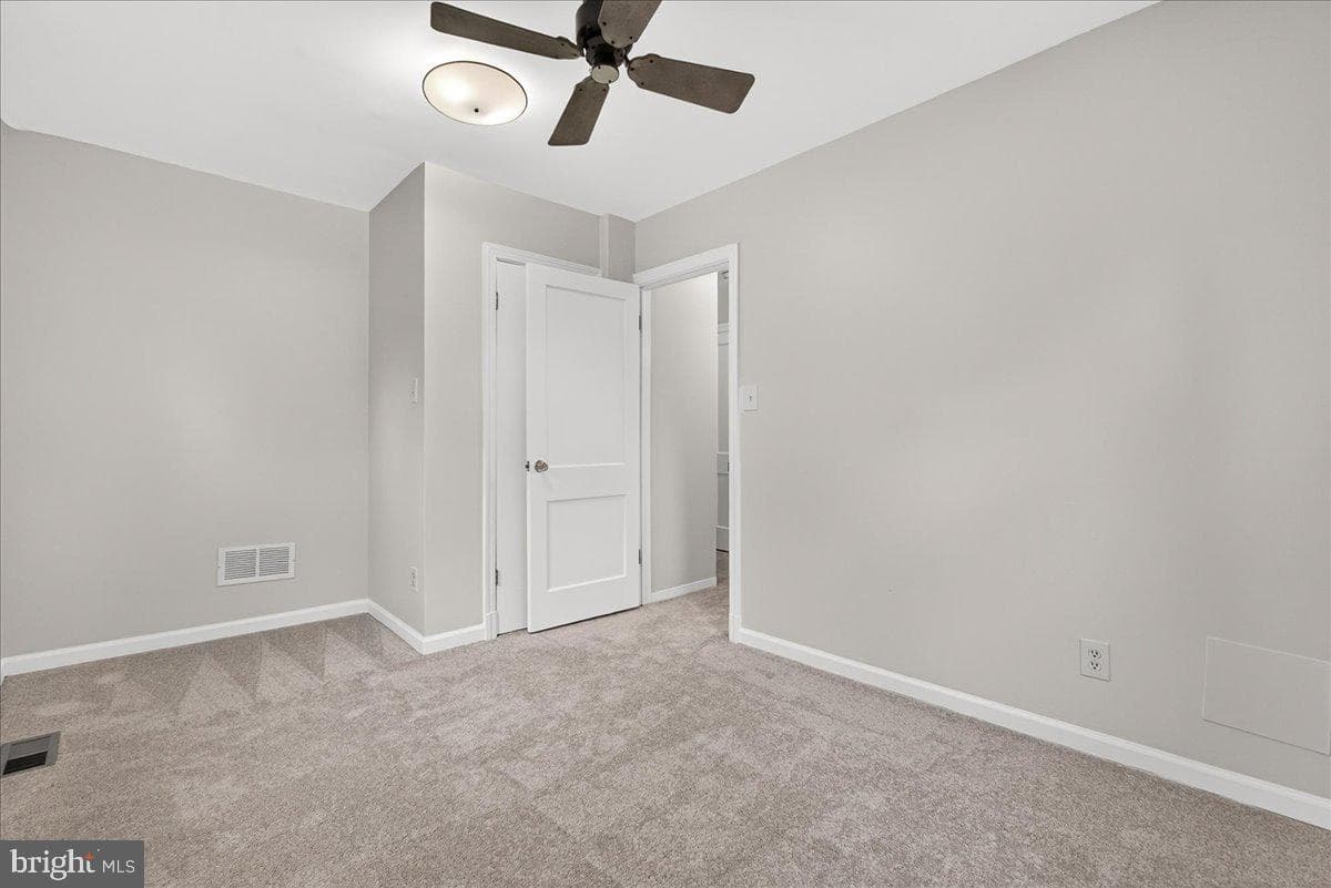 10408 Huntley Avenue photo 31