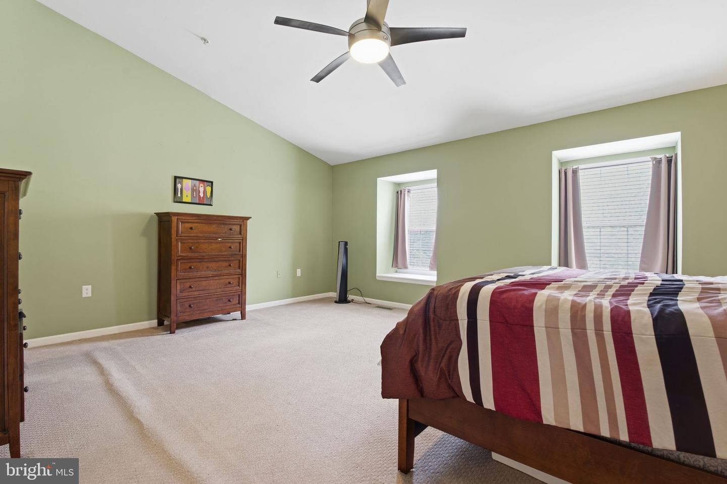 18905 Crosstie Terrace photo 14