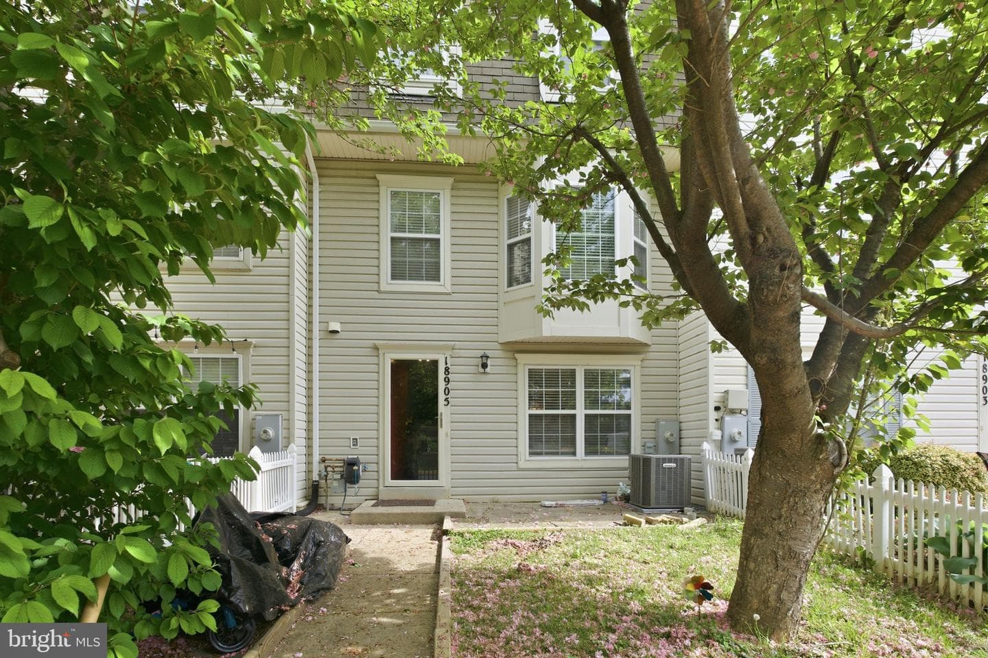 18905 Crosstie Terrace photo 28