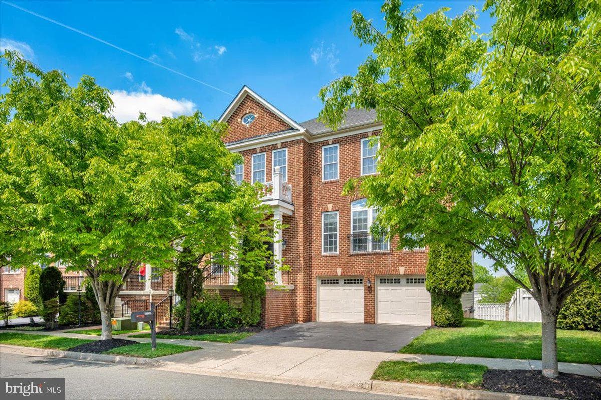 11117 Potomac Oaks Drive, Rockville
