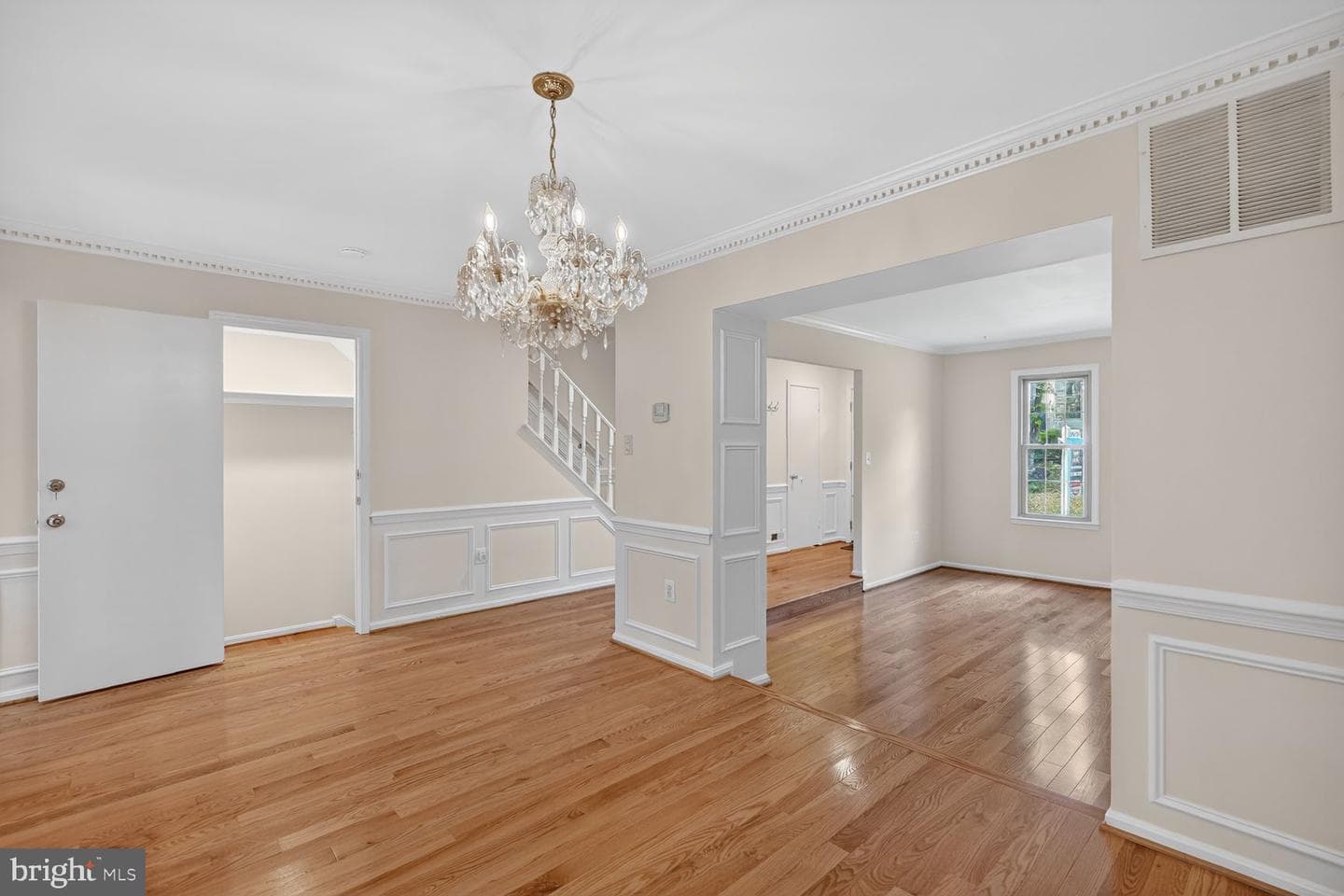 93 Bralan Court photo 3
