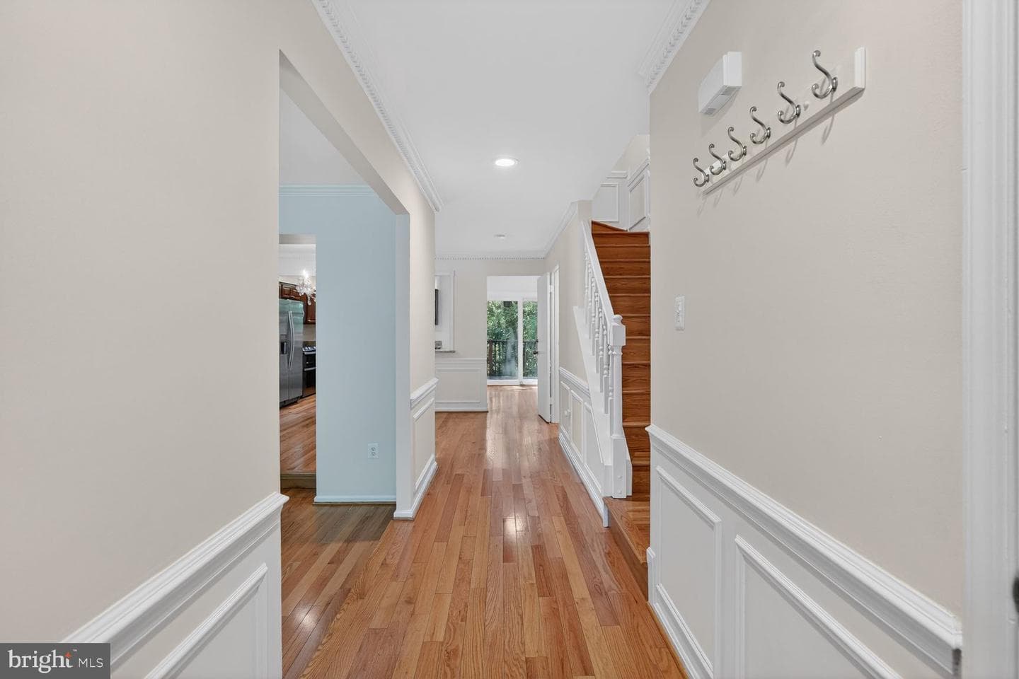 93 Bralan Court photo 8