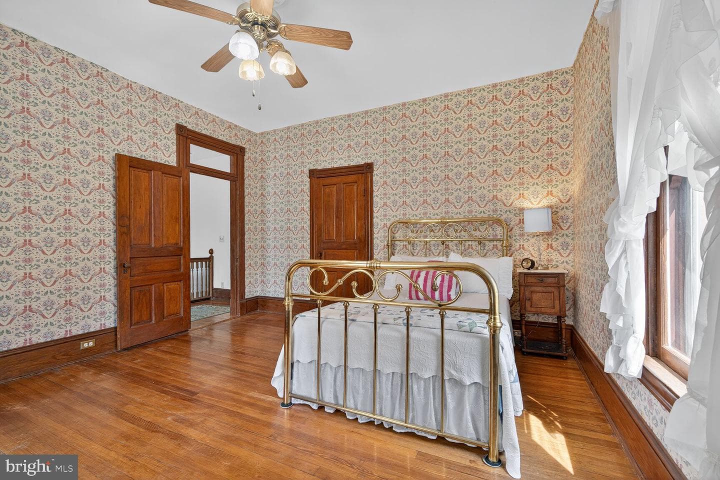 3911 Prospect Street photo 37