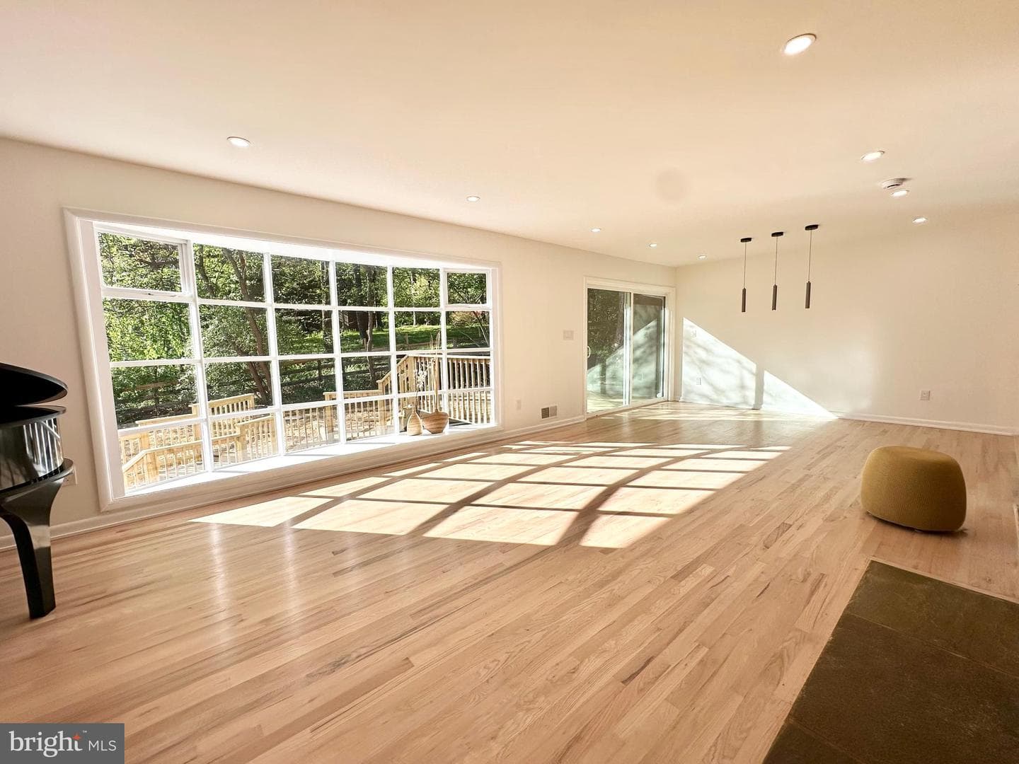 17821 Pond Road photo 17