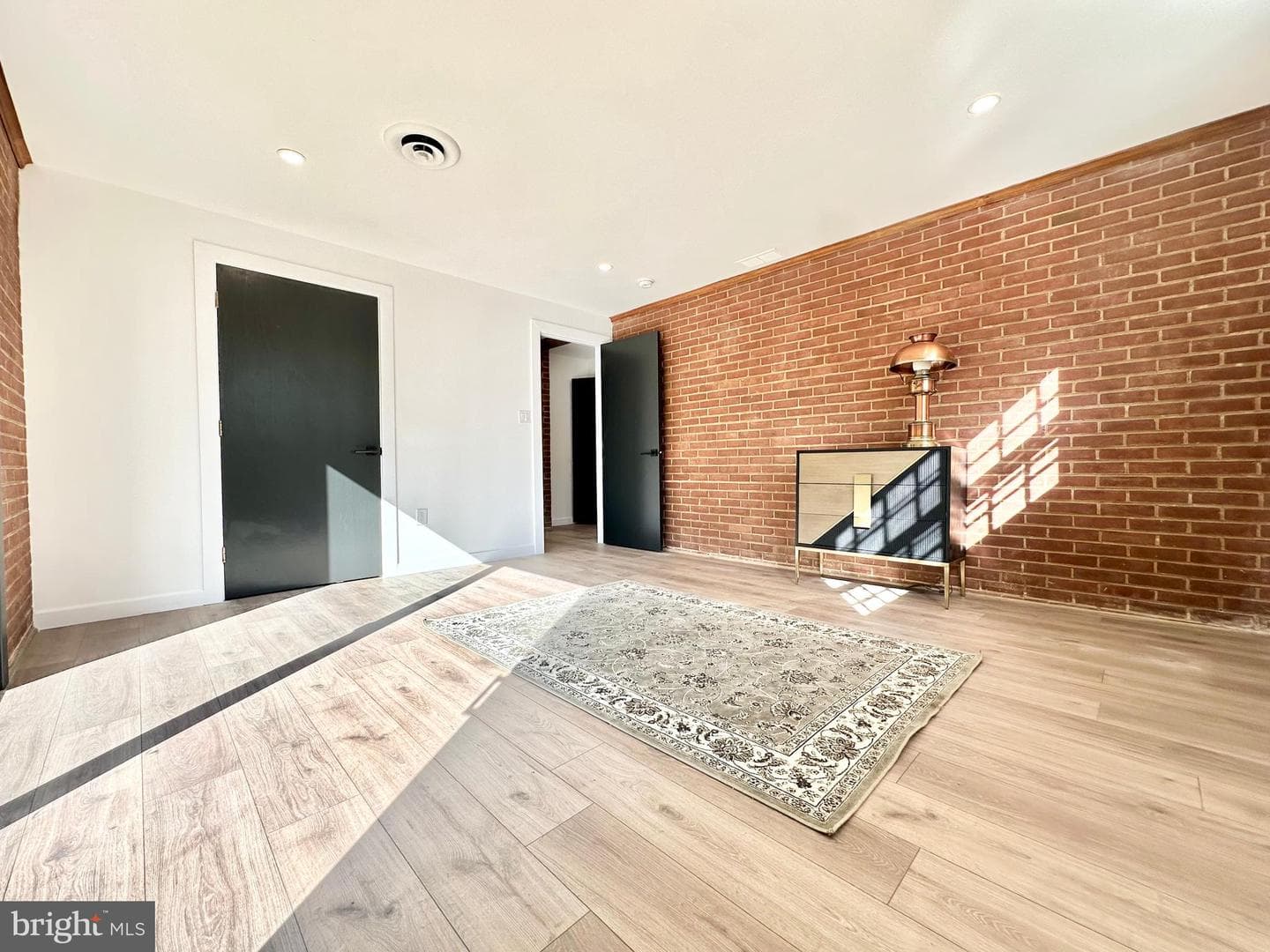 17821 Pond Road photo 93