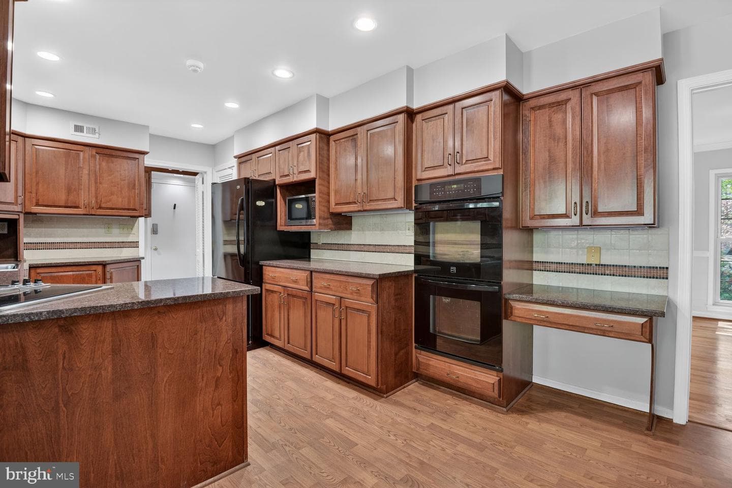 5005 Jasmine Drive photo 14