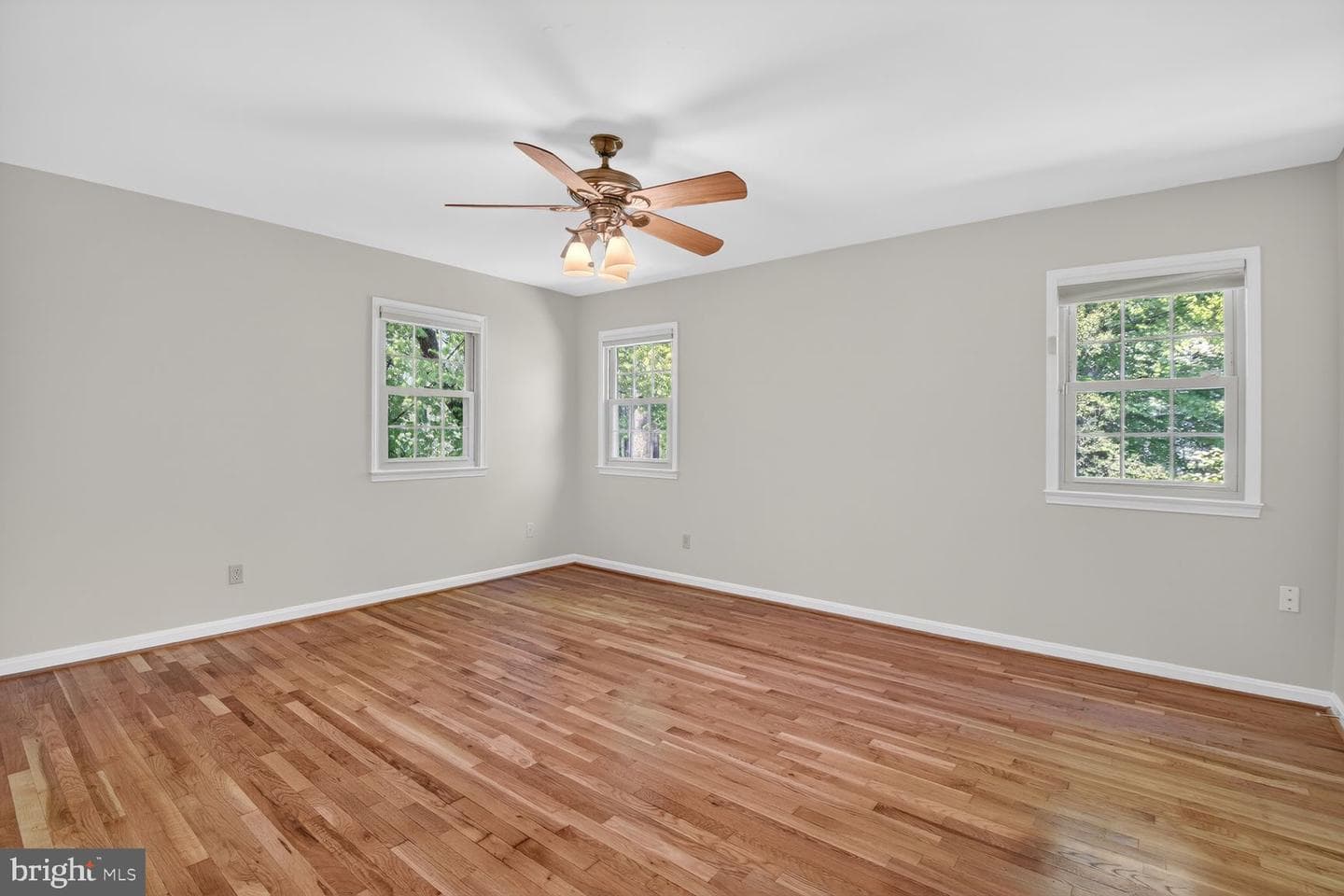 5005 Jasmine Drive photo 18