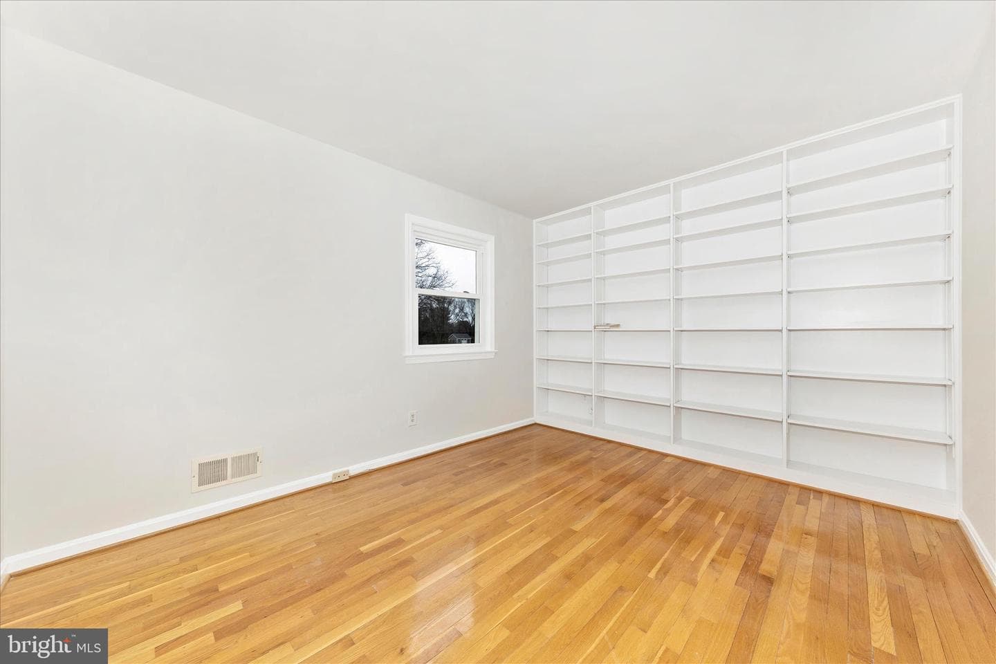 15701 Jones Lane photo 35