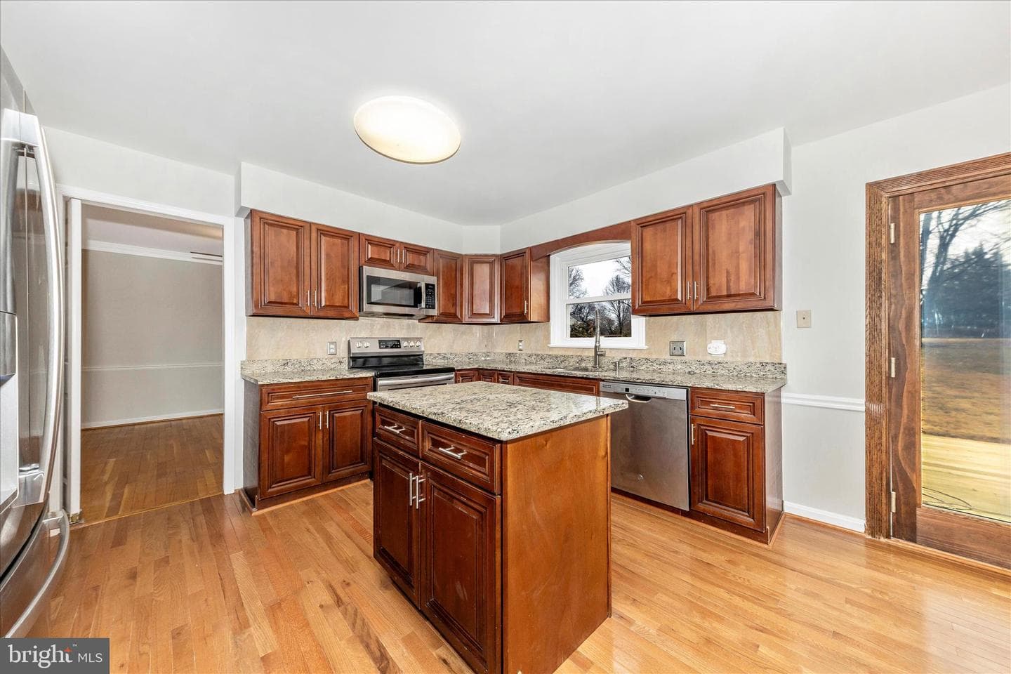 15701 Jones Lane photo 8