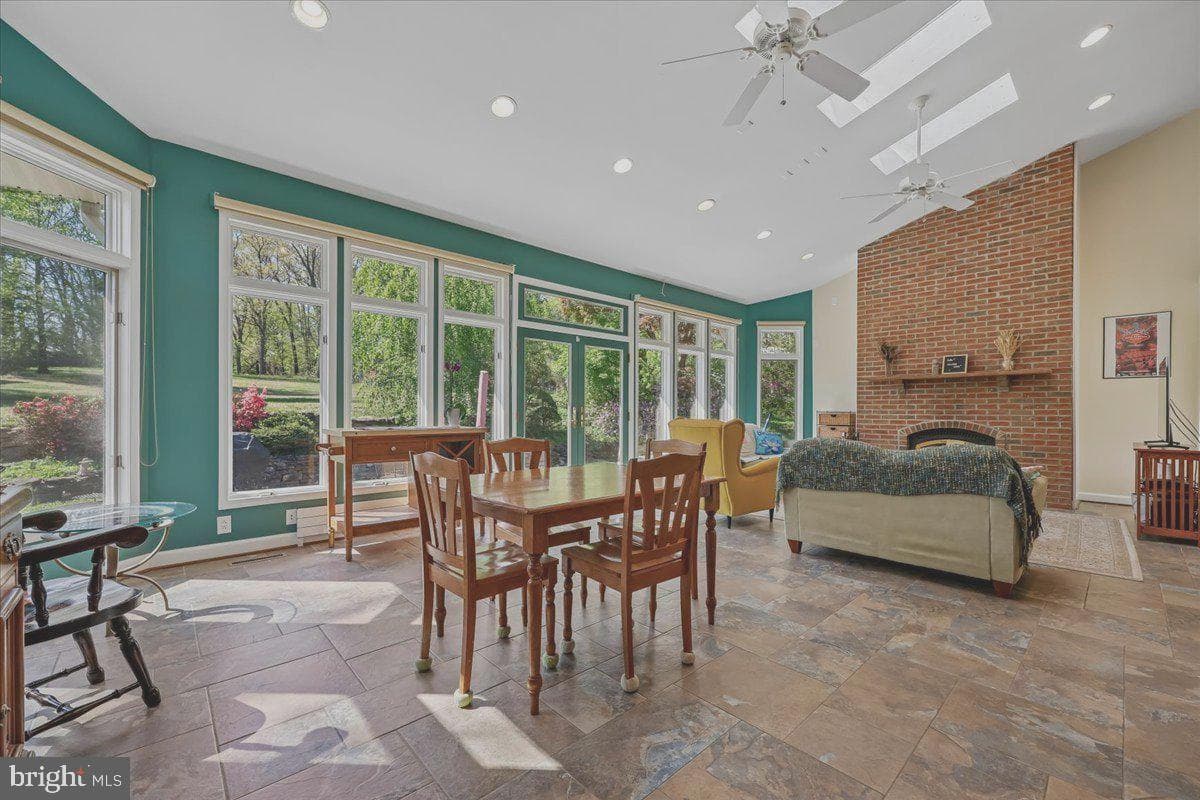 13113 Chestnut Oak Drive photo 16