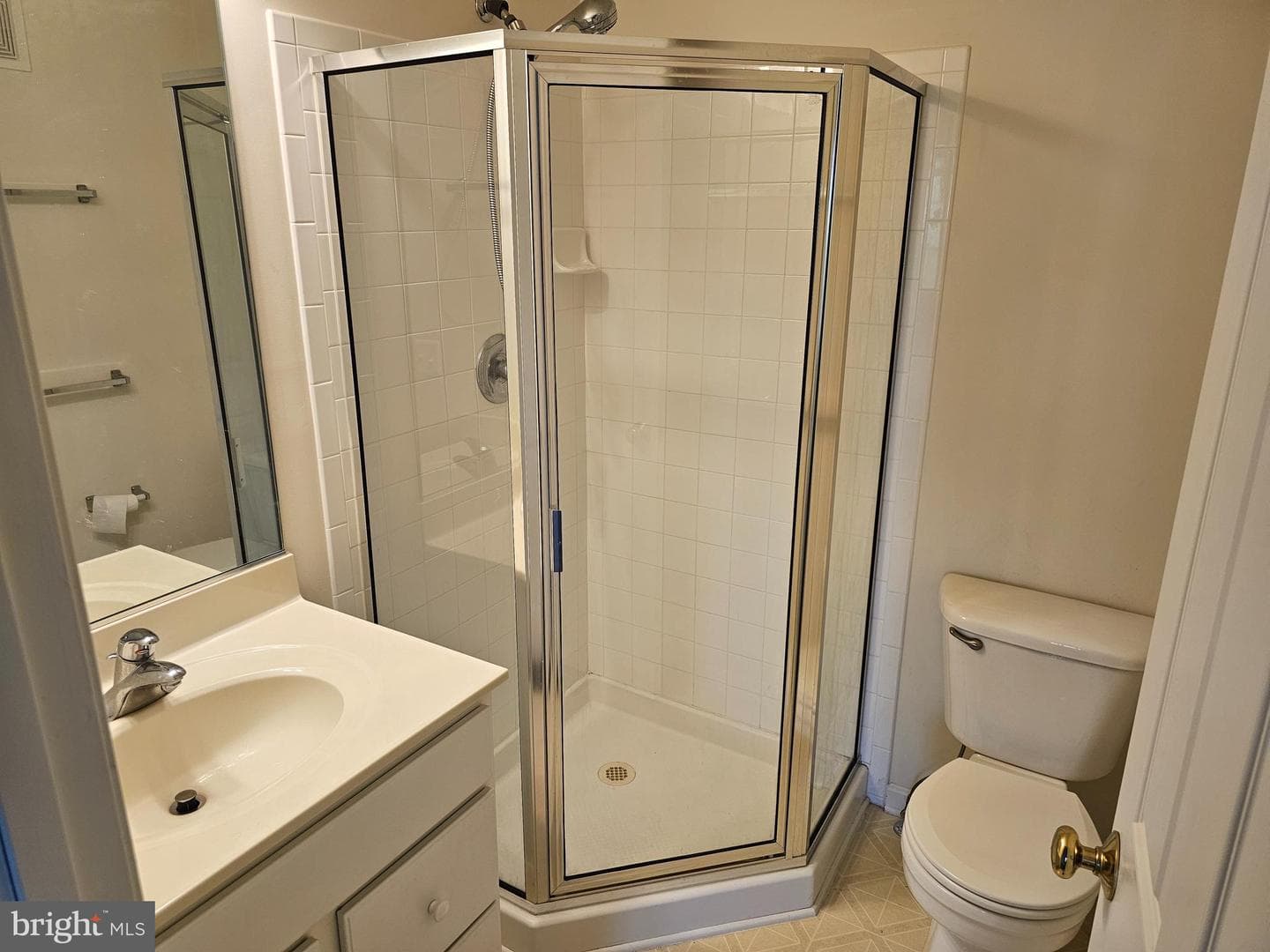 343 Fallsgrove Drive #47 photo 12